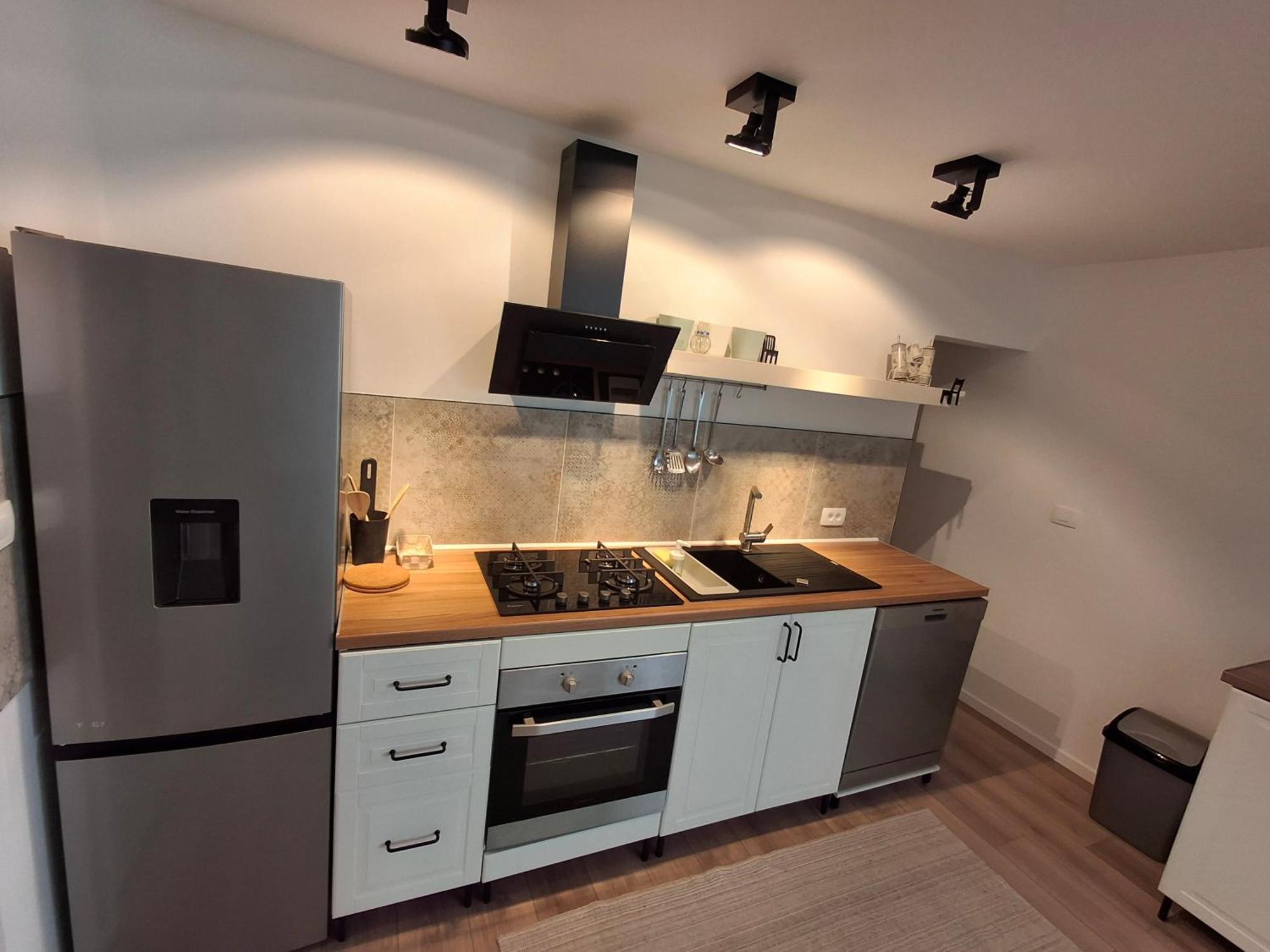 Apartmani Alma Pula Bagian luar foto