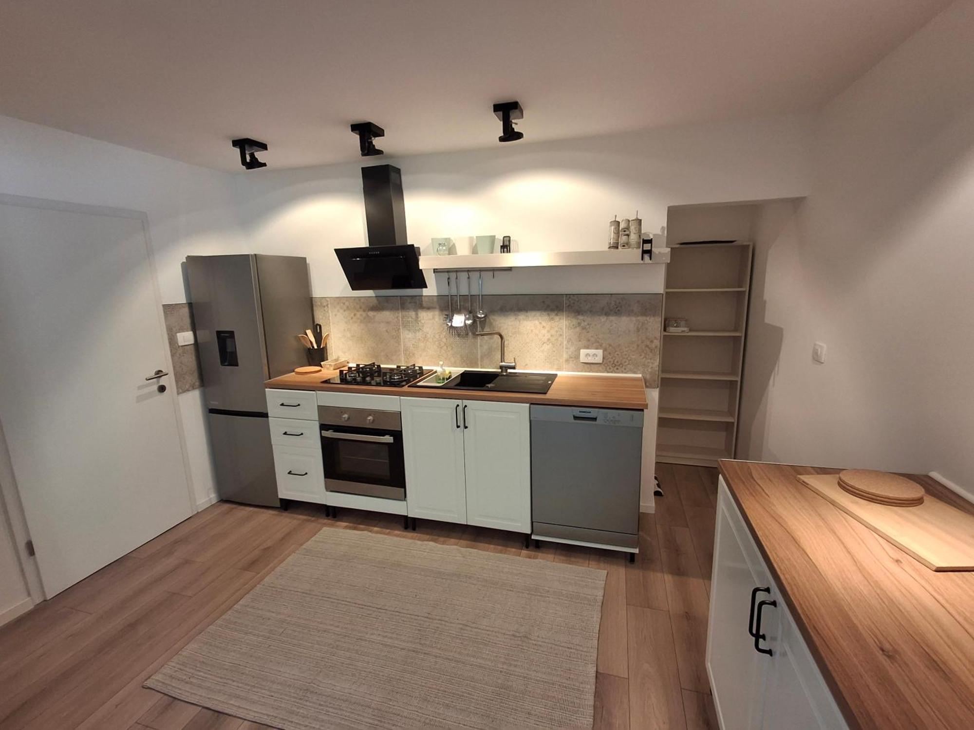 Apartmani Alma Pula Bagian luar foto