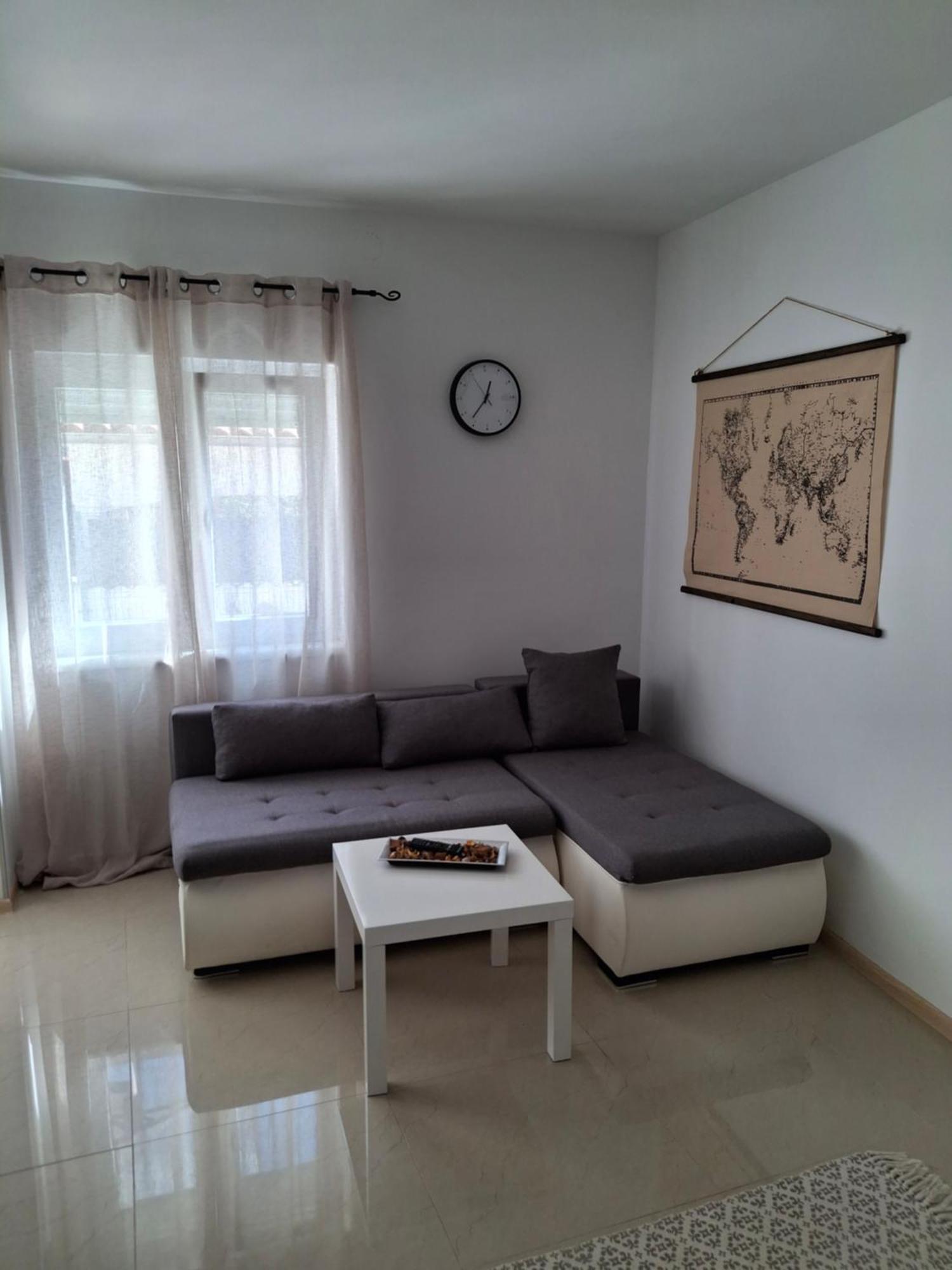 Apartmani Alma Pula Bagian luar foto