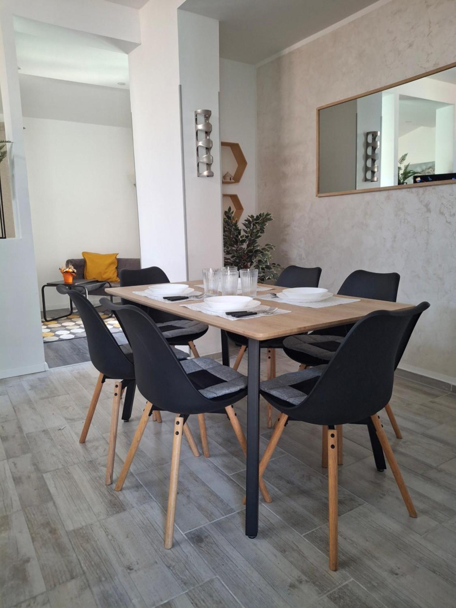 Apartmani Alma Pula Bagian luar foto